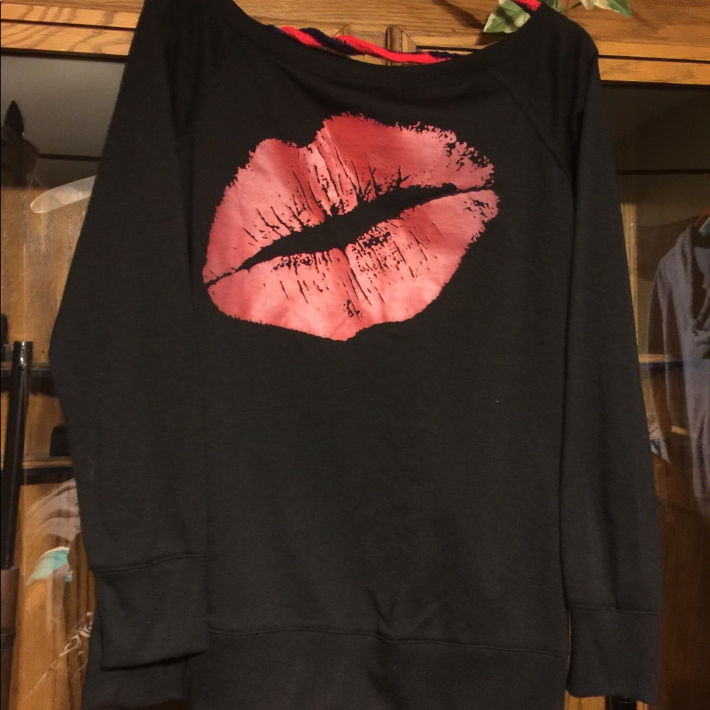 Off shoulder sweatshirt